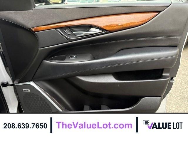 Cadillac Escalade  2017