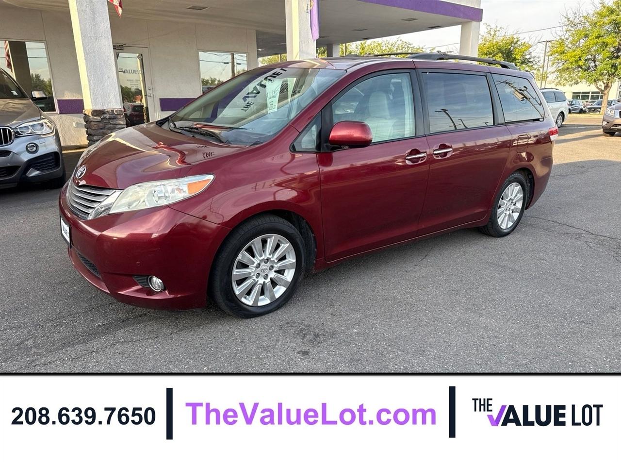 Toyota Sienna  2011