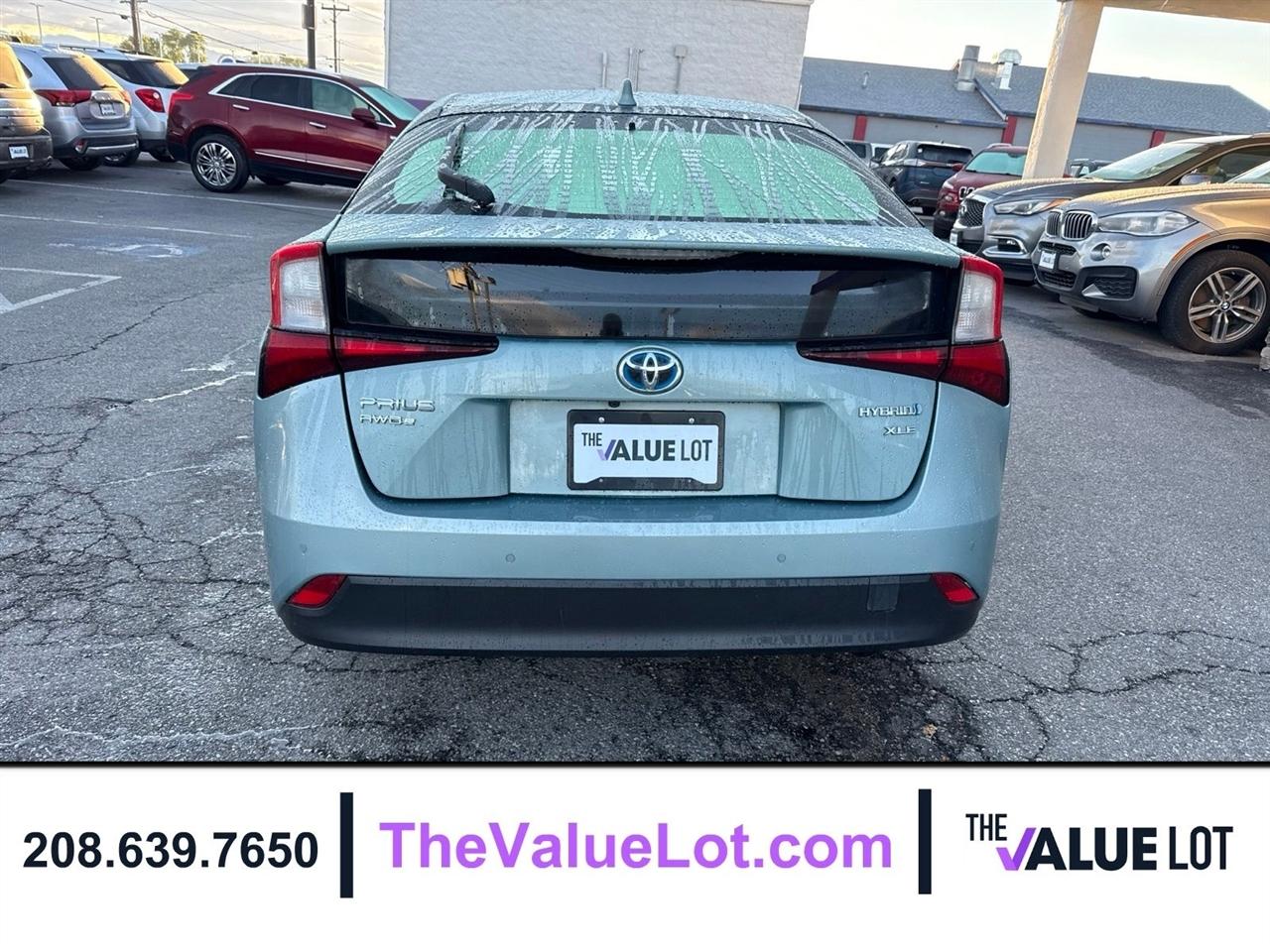 Toyota Prius  2021