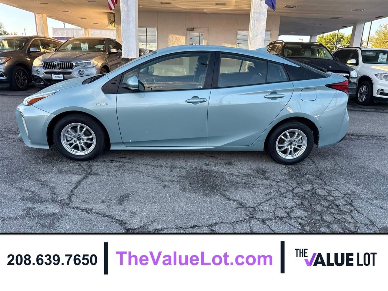 Toyota Prius  2021