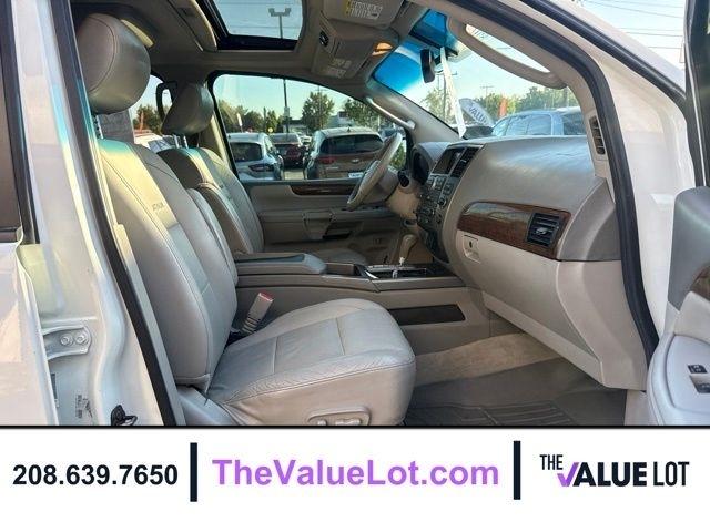 Nissan Armada  2010