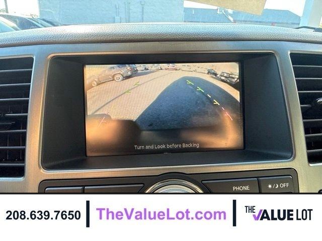 Nissan Armada  2010