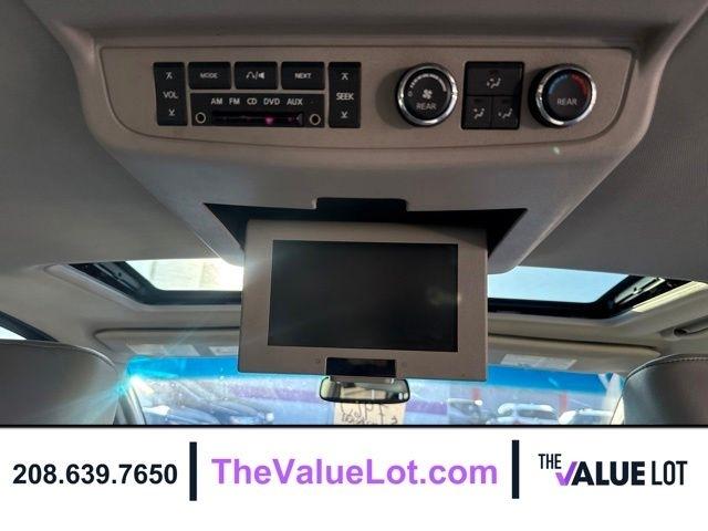 Nissan Armada  2010