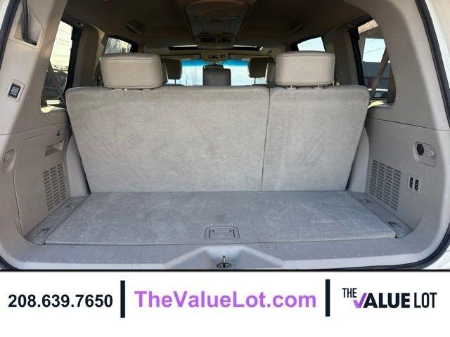 Nissan Armada  2010
