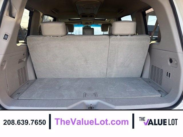 Nissan Armada  2010