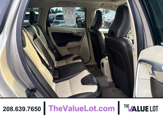 Volvo XC60  2012