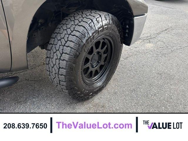 Toyota Tundra 2WD Truck  2011