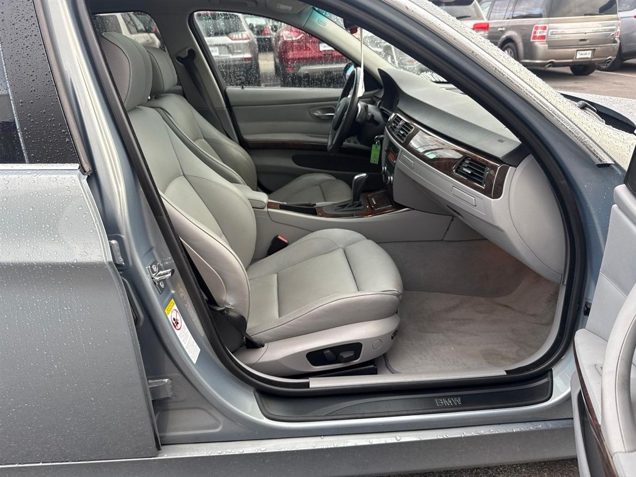 BMW 3 Series  2007