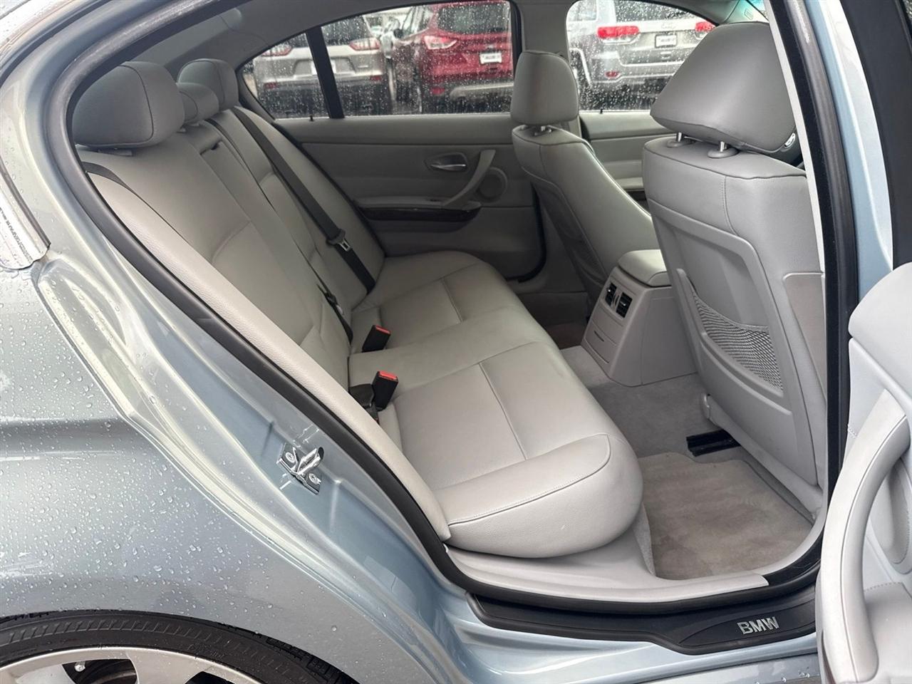 BMW 3 Series  2007