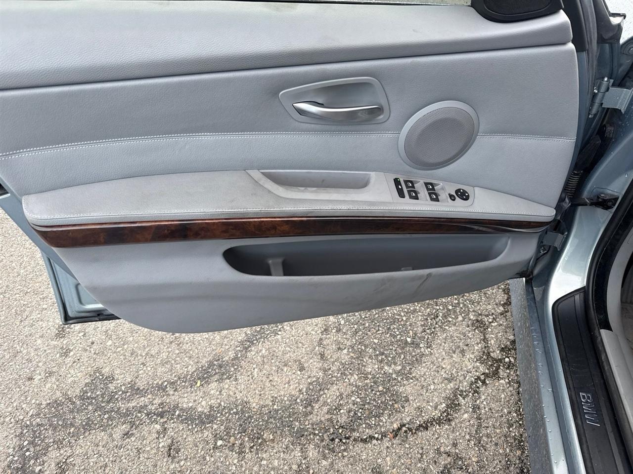 BMW 3 Series  2007