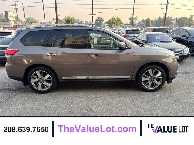 Nissan Pathfinder  2013