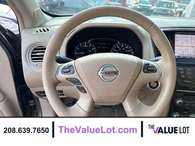Nissan Pathfinder  2013