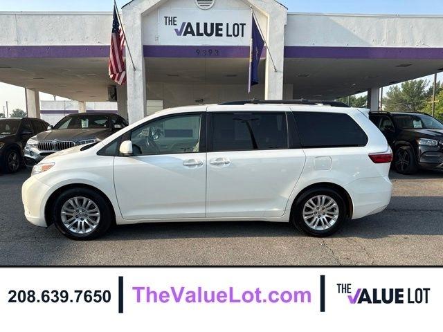 2017 Toyota Sienna XLE Premium