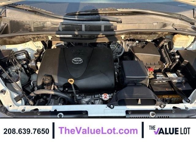 Toyota Sienna  2017