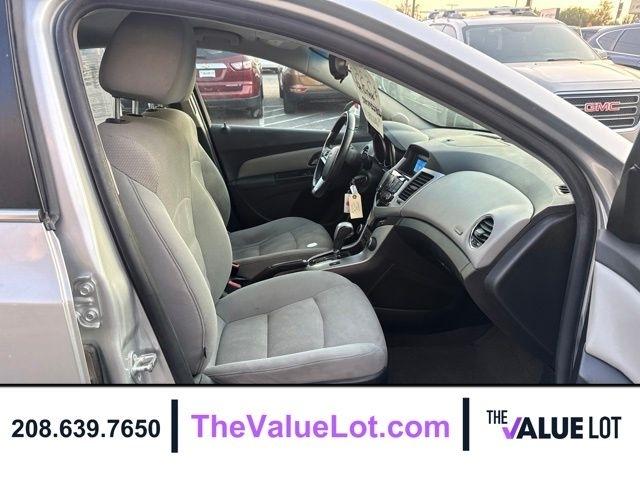 Chevrolet Cruze  2012