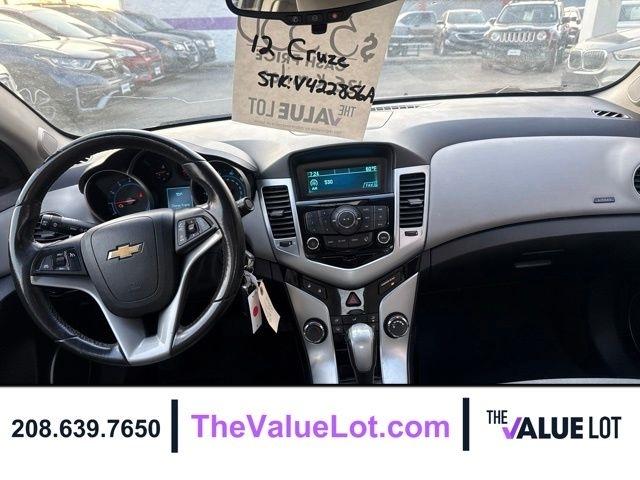 Chevrolet Cruze  2012