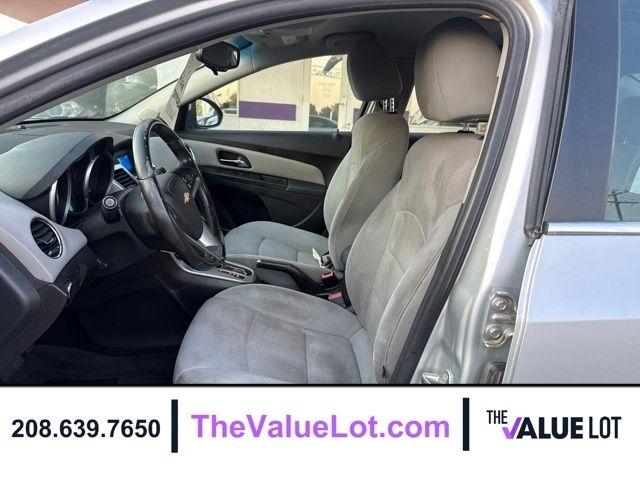 Chevrolet Cruze  2012