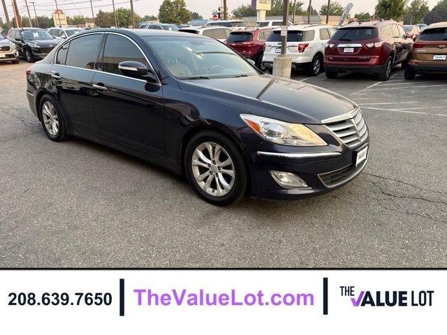 Hyundai Genesis  2012