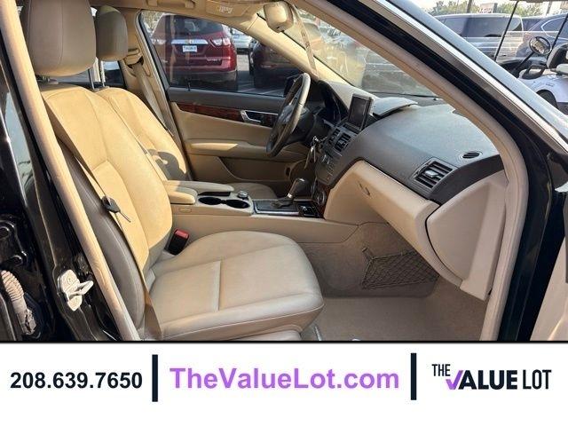 Mercedes-Benz C-Class  2010