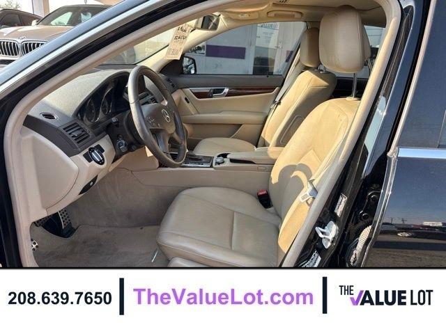 Mercedes-Benz C-Class  2010