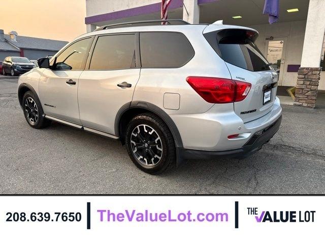 Nissan Pathfinder  2019