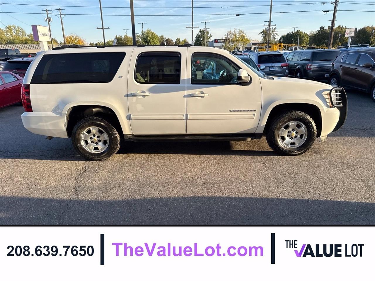 Chevrolet Suburban  2012