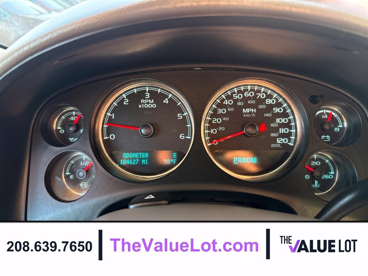 Chevrolet Suburban  2012