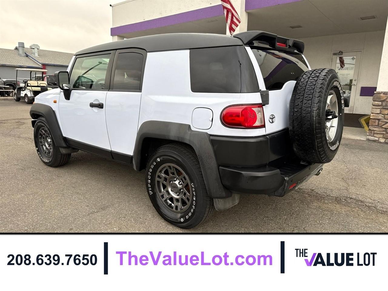 Toyota FJ Cruiser  2010
