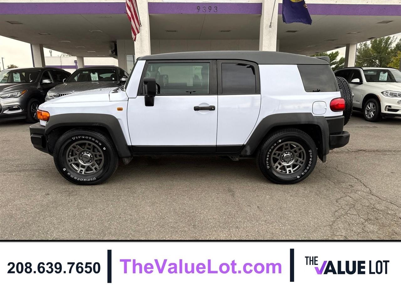 Toyota FJ Cruiser  2010