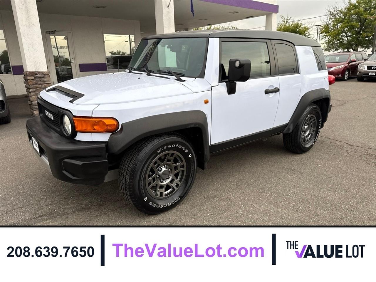 Toyota FJ Cruiser  2010