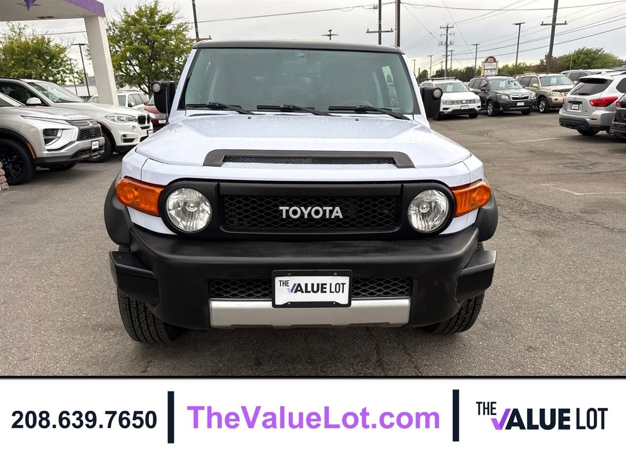Toyota FJ Cruiser  2010