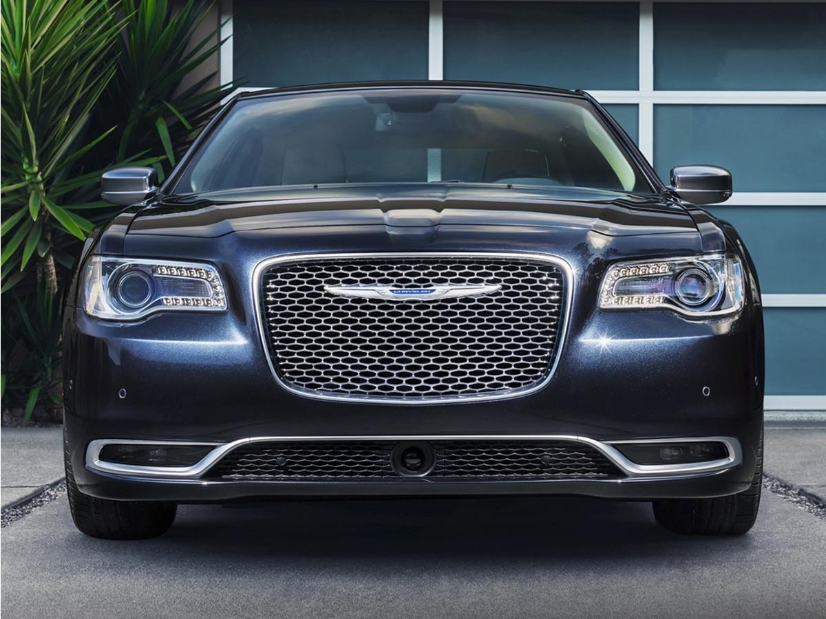 Chrysler 300  2017