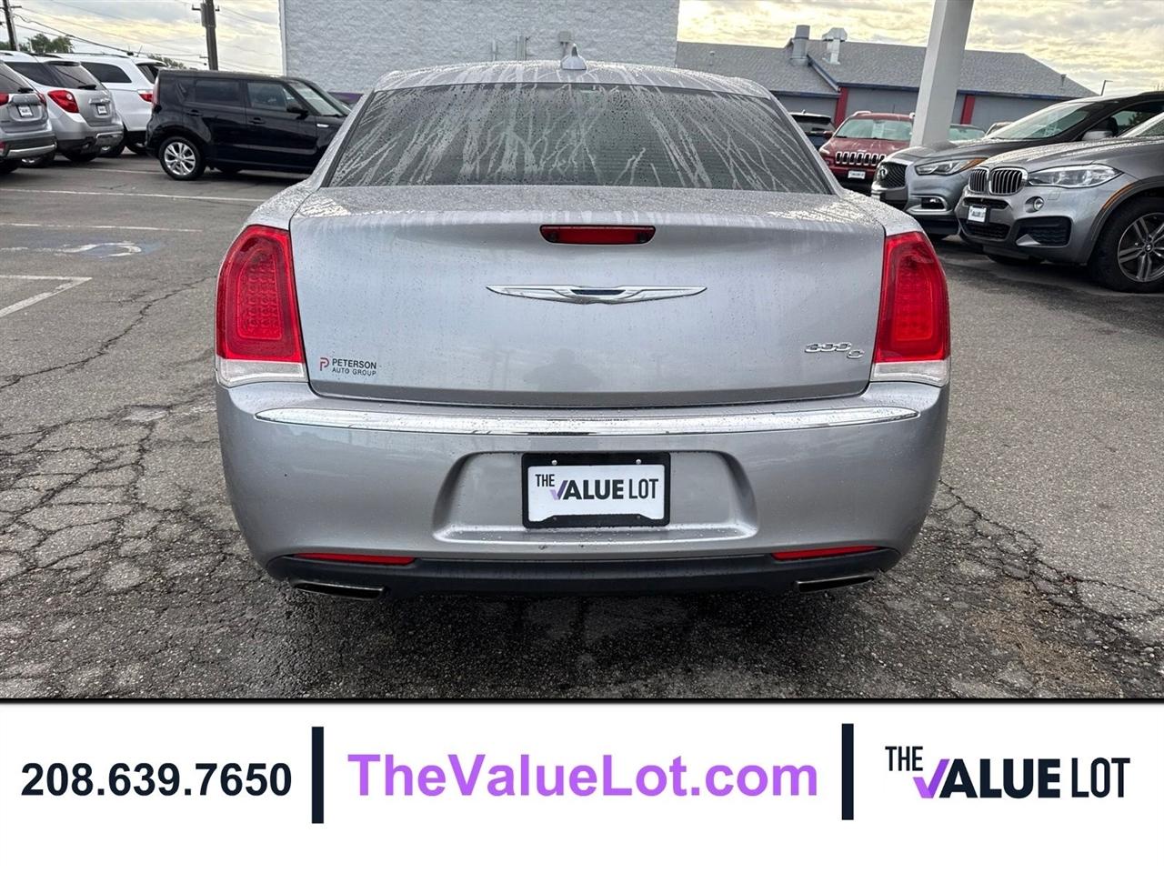 Chrysler 300  2017