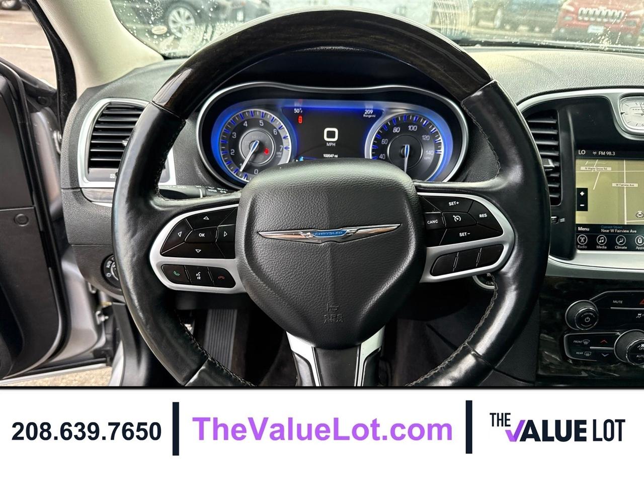 Chrysler 300  2017