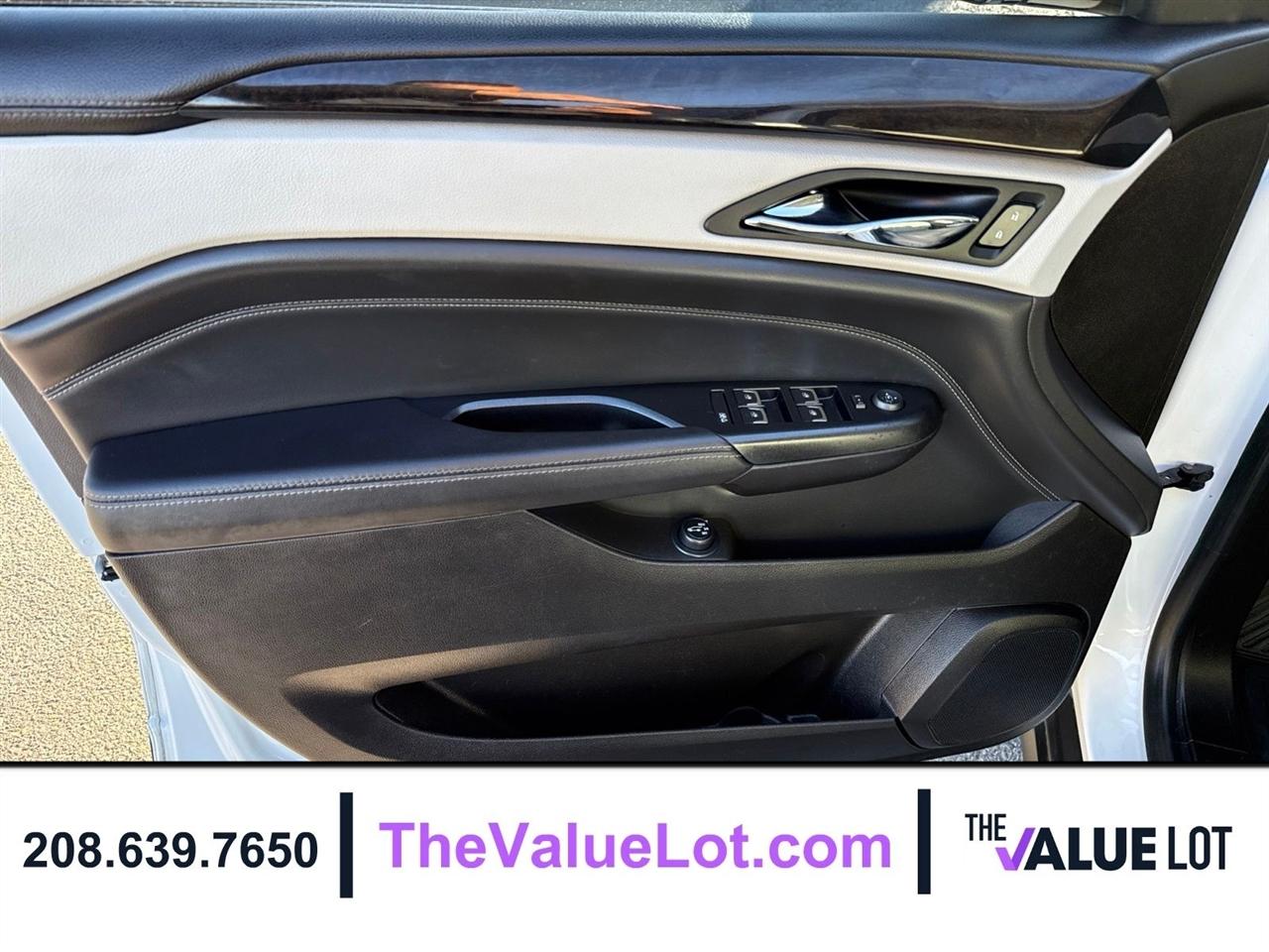 Cadillac SRX  2015