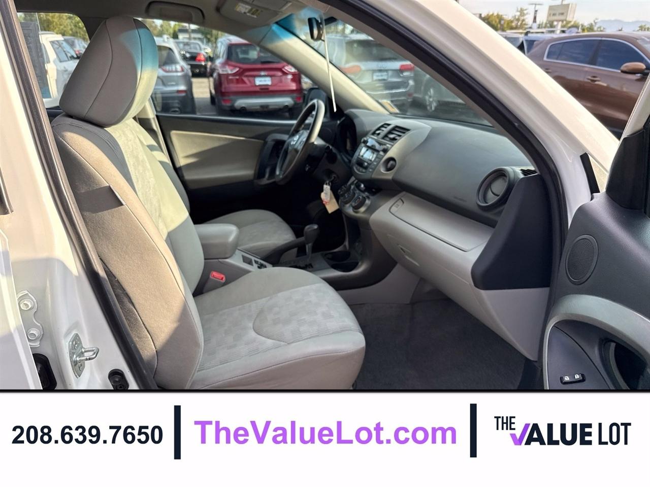 Toyota RAV4  2010