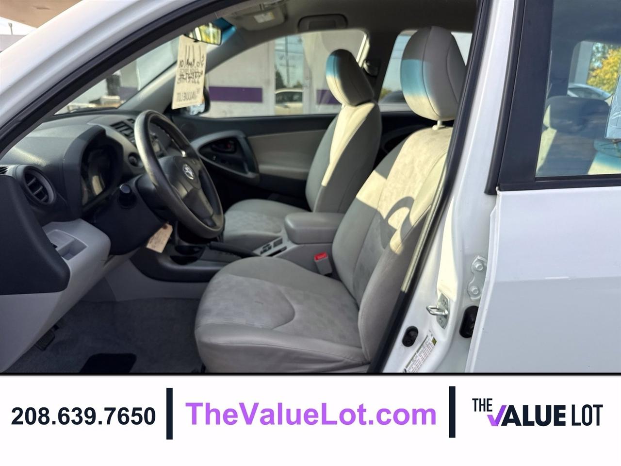 Toyota RAV4  2010