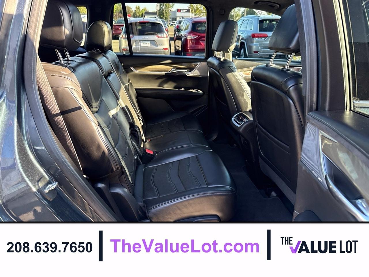 Cadillac XT6  2020