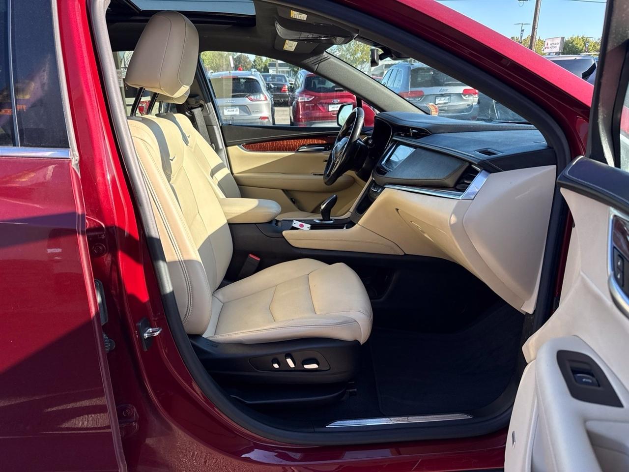 Cadillac XT5  2018