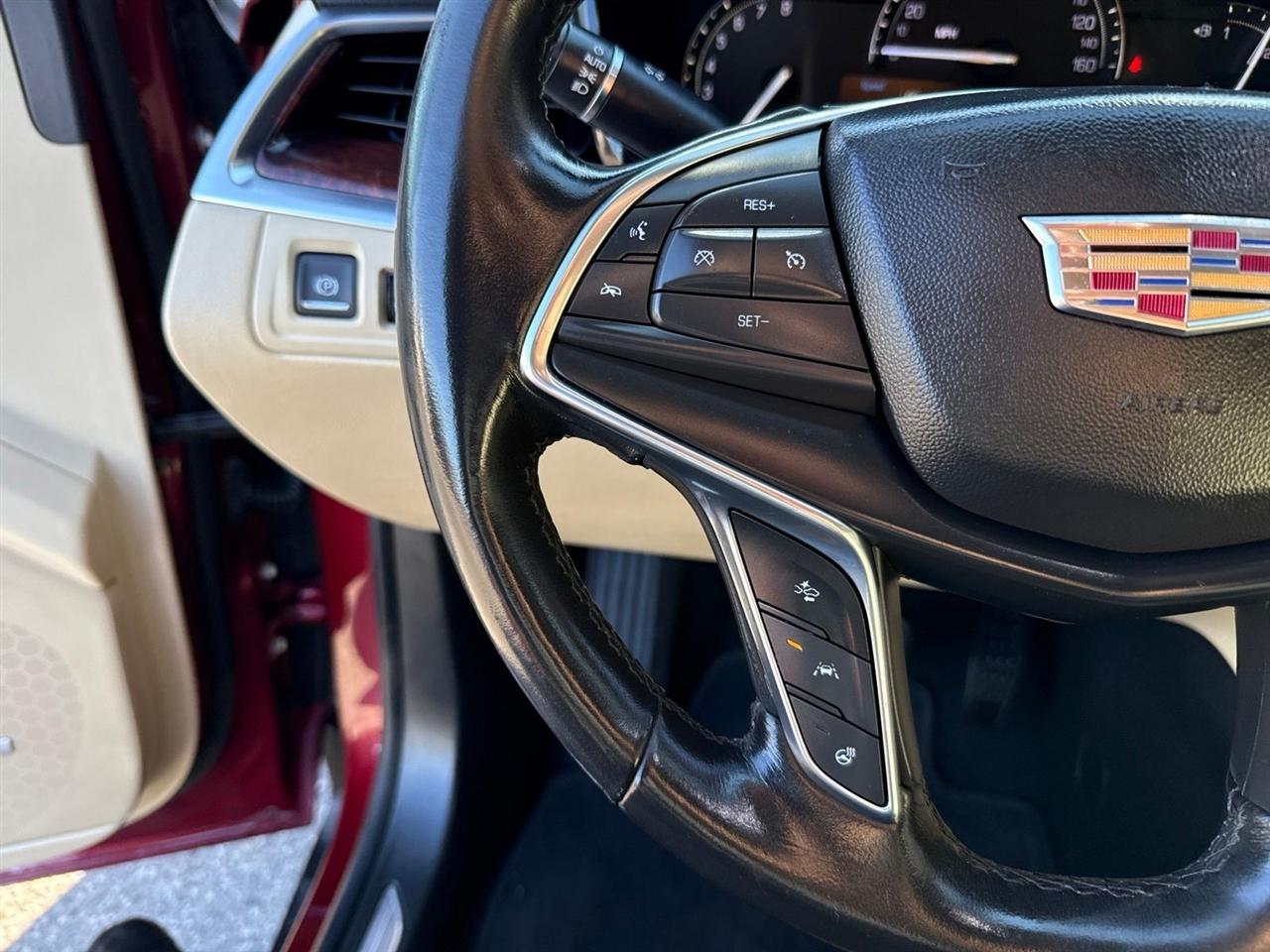 Cadillac XT5  2018