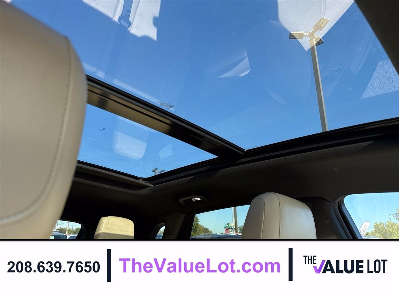 Cadillac XT5 photo 14