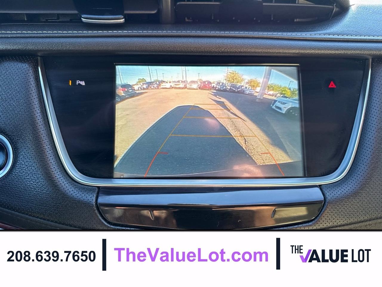 Cadillac XT5 photo 18