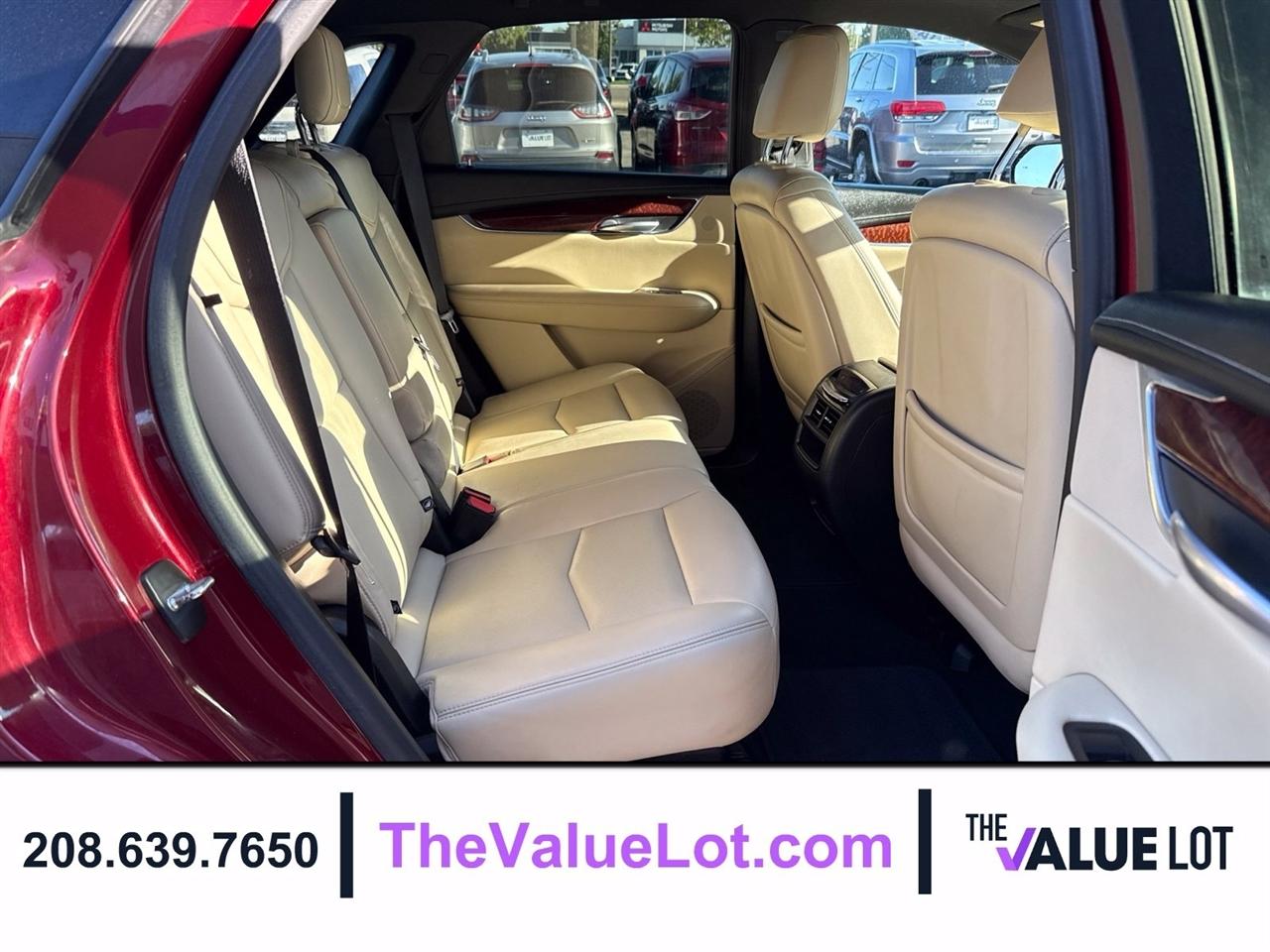 Cadillac XT5 photo 20