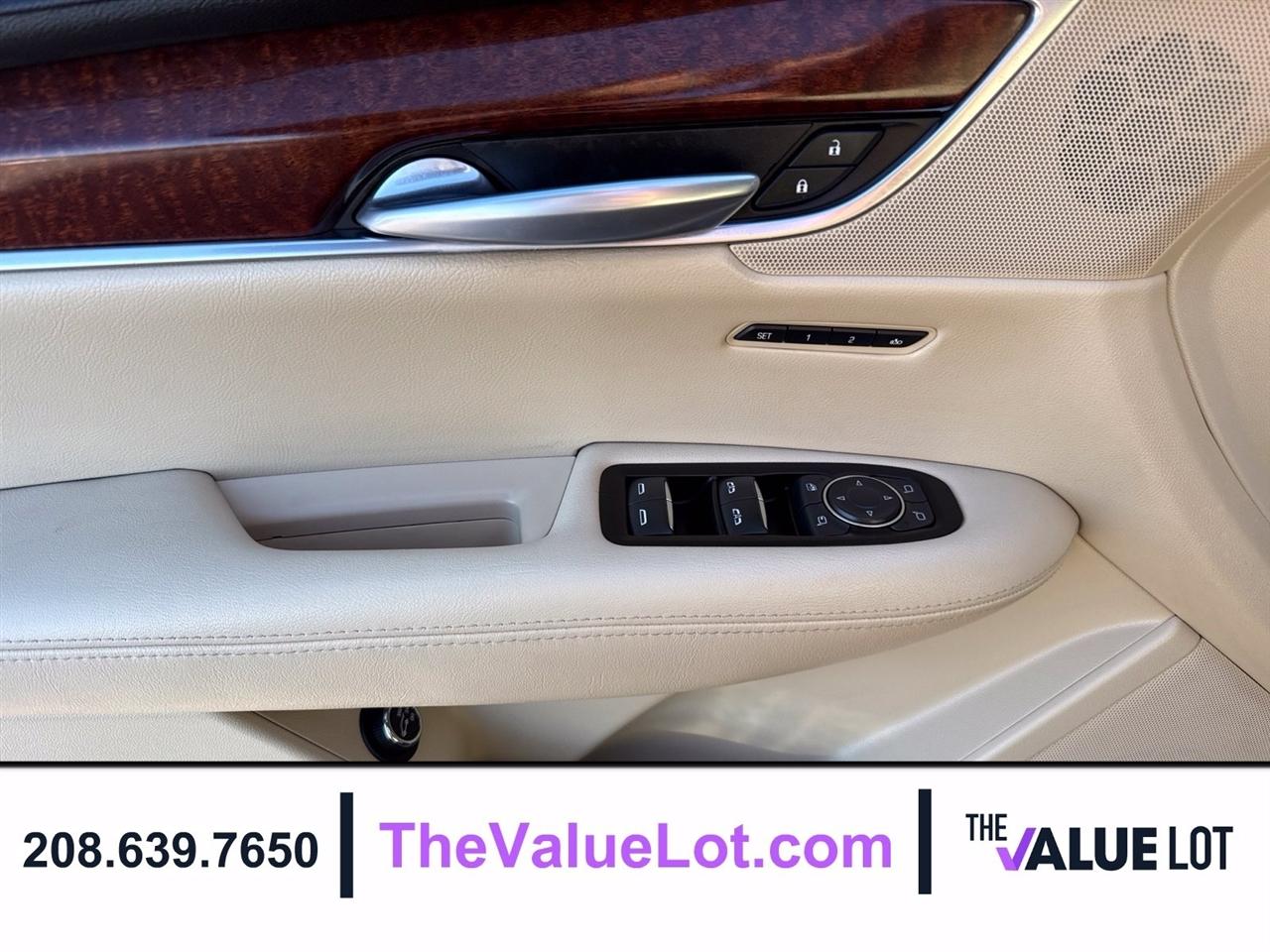 Cadillac XT5 photo 24