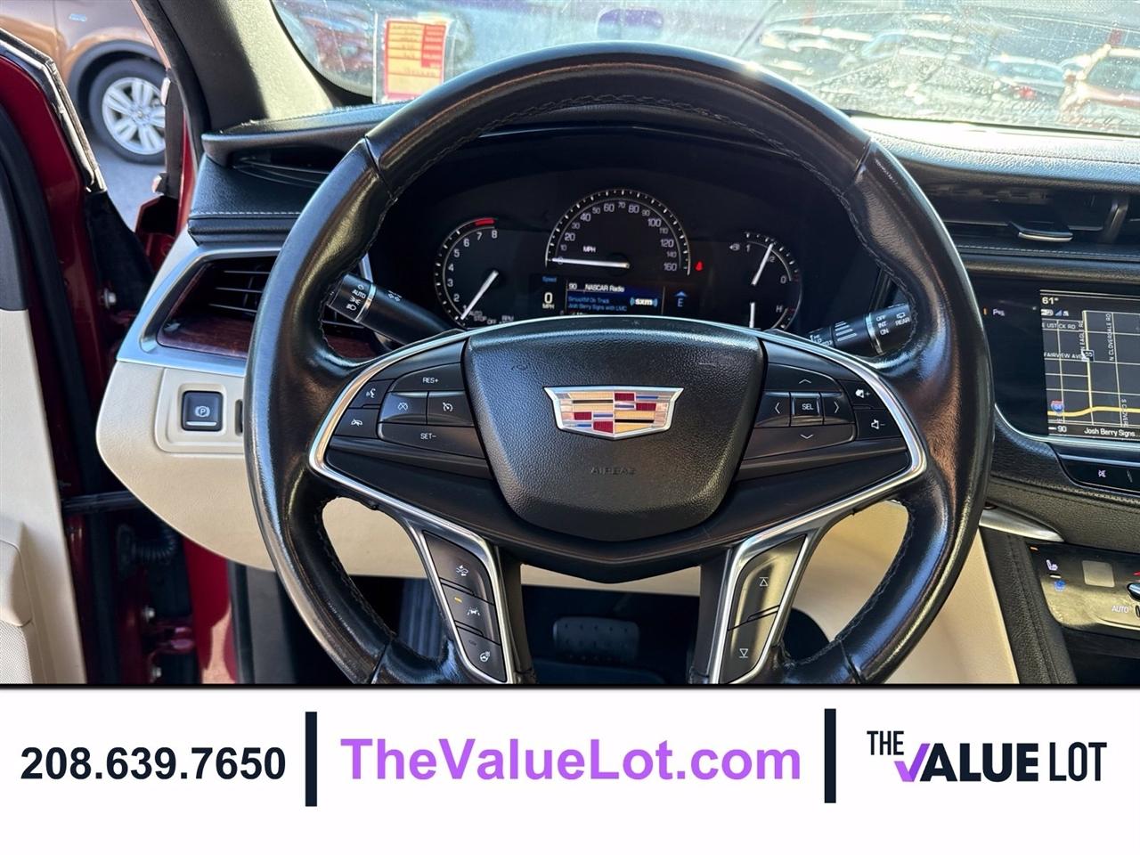 Cadillac XT5 photo 26