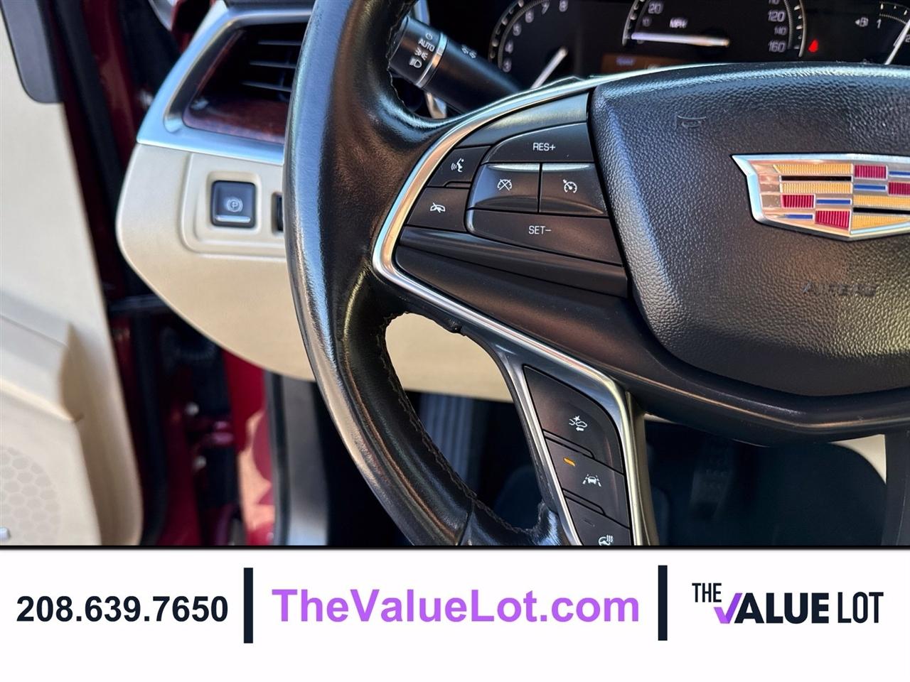 Cadillac XT5 photo 27