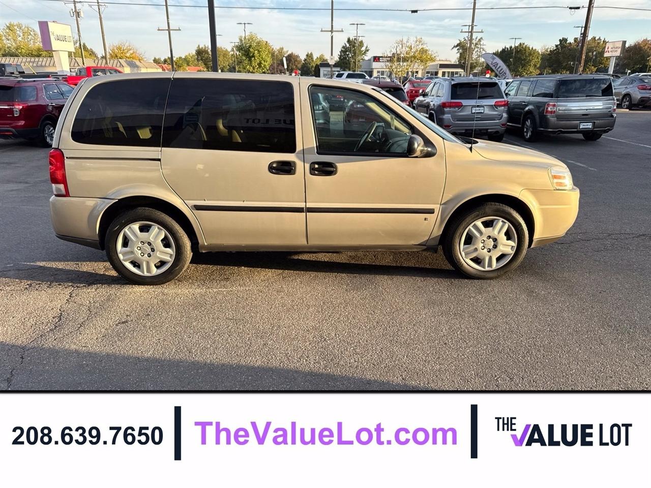 Chevrolet Uplander photo 3