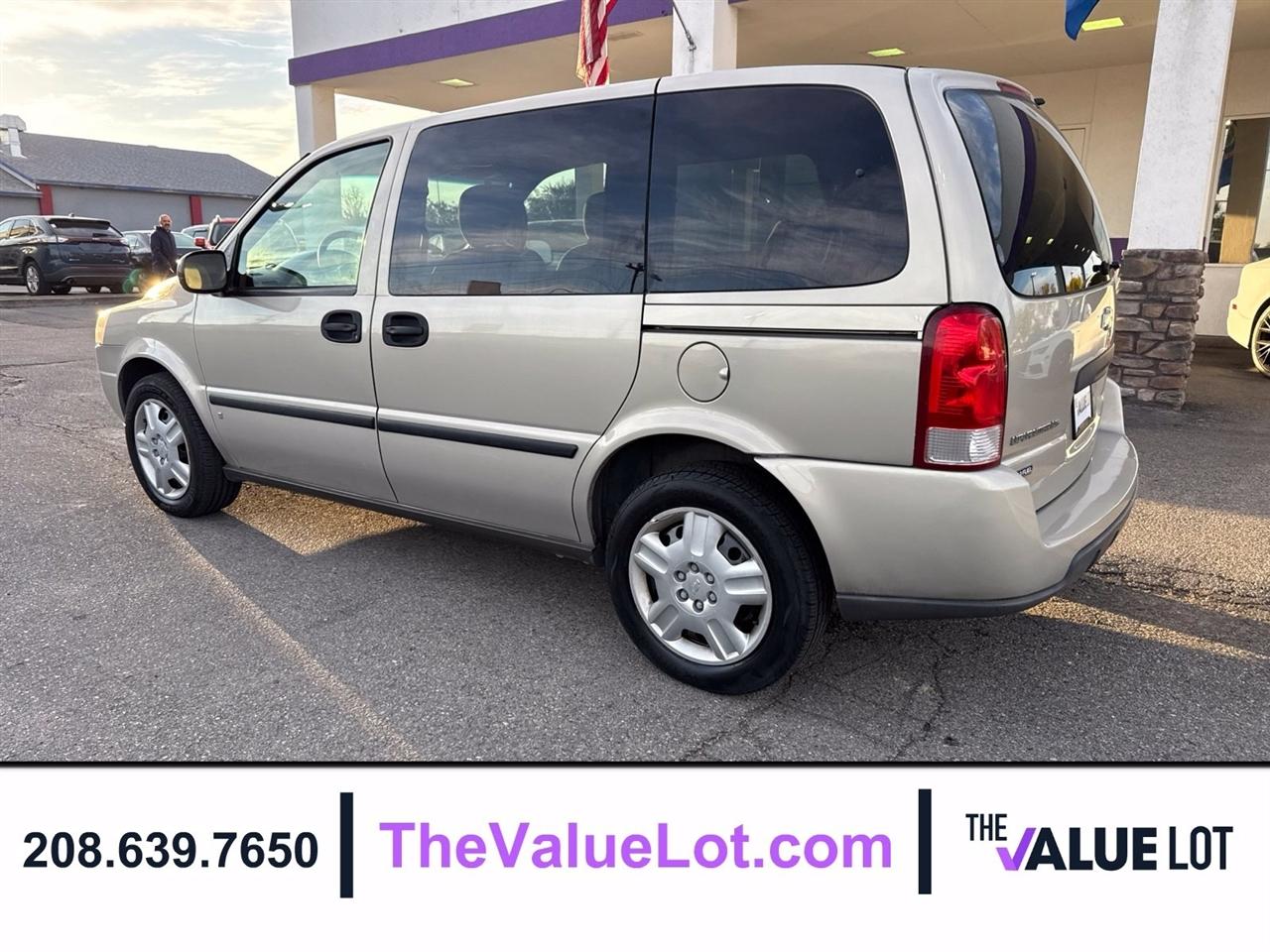 Chevrolet Uplander photo 6