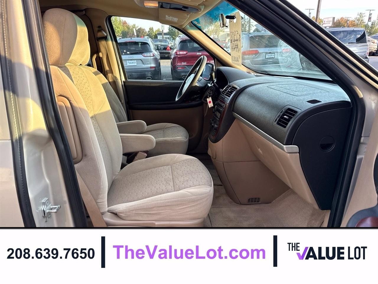 Chevrolet Uplander photo 13