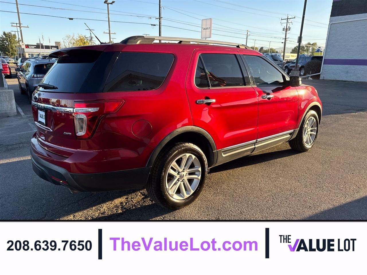 Ford Explorer photo 4